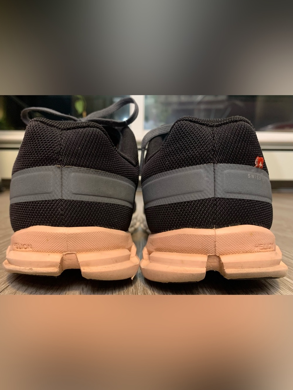 On Cloudflow 3.0 Women's Size 9 - Picture 5 of 6